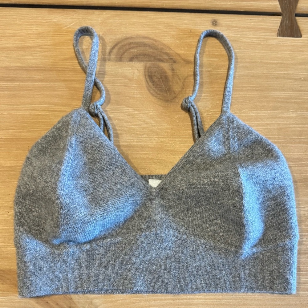 ALO Yoga Heather Gray Sports Bra - Picture 7 of 11
